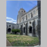 Sé Catedral de Évora, photo Helen L, tripadvisor.jpg